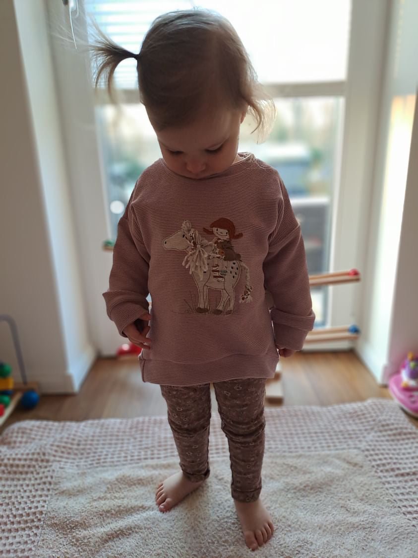 Sweater Oversized mit Lotta und Pferdeapplikation #LY4
