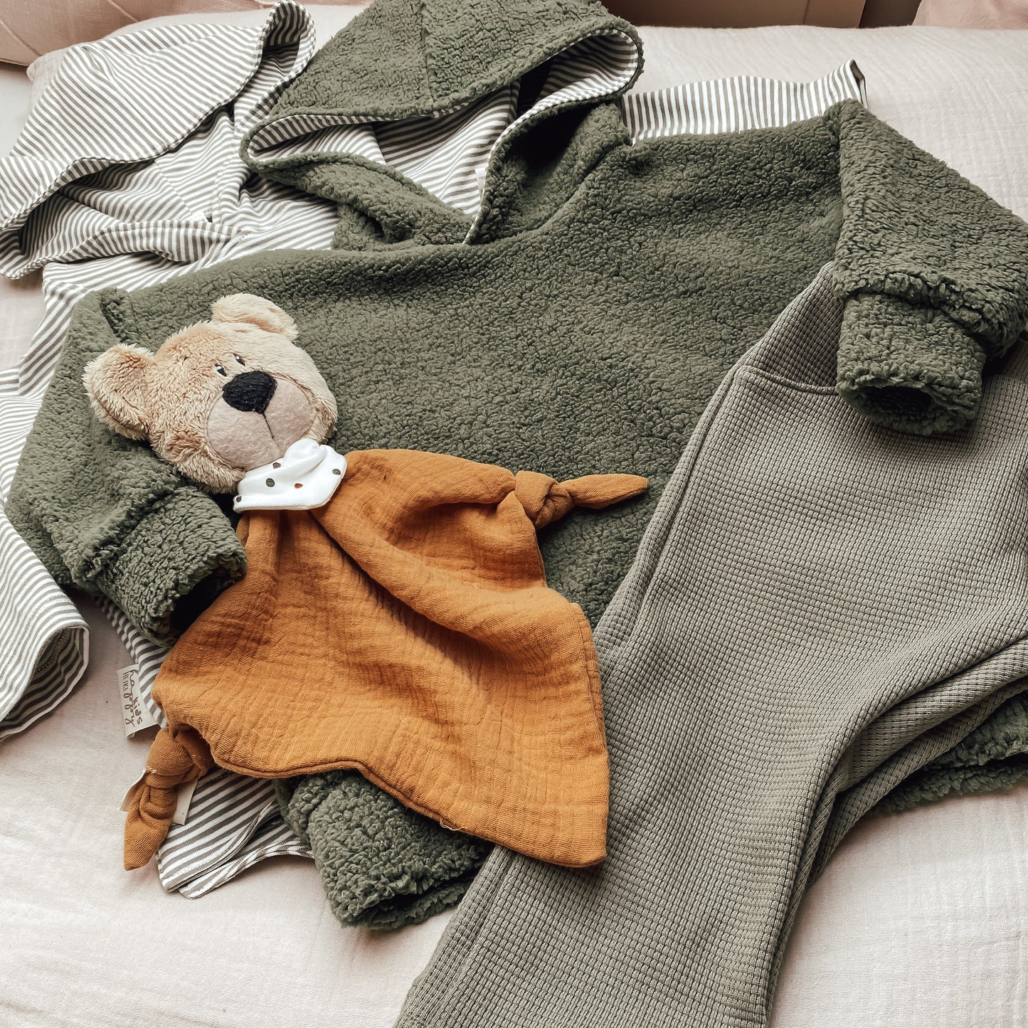 Teddy Hoodie #LY