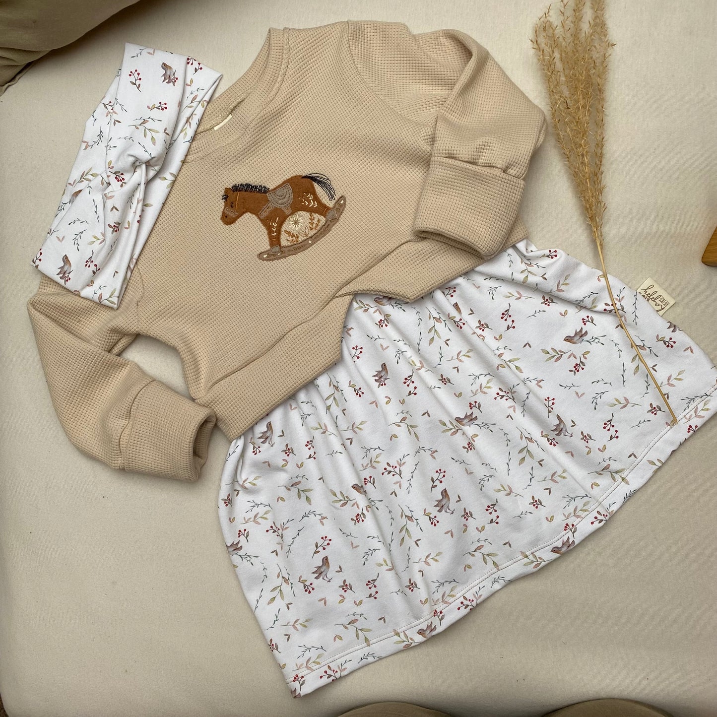 Girly -Sweater Schaukelpferd