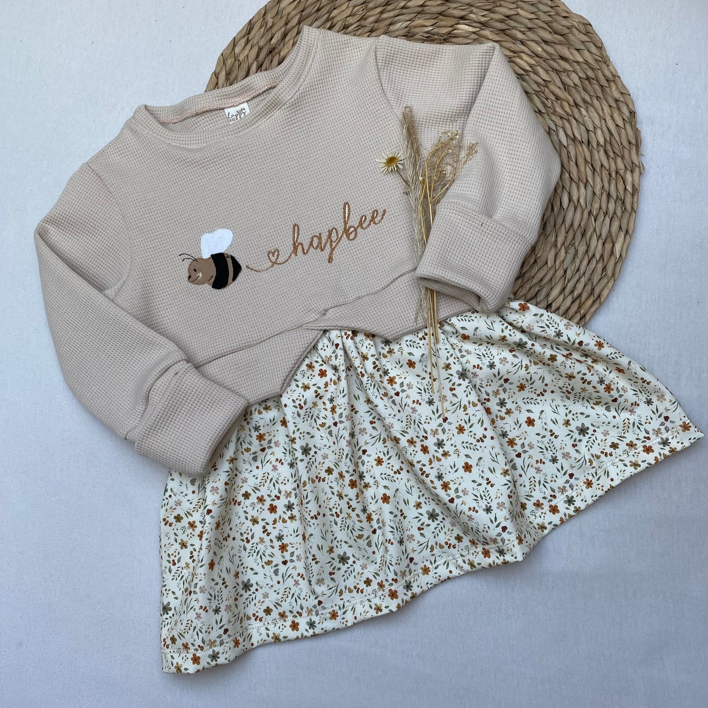 Girly -Sweater Hapbee