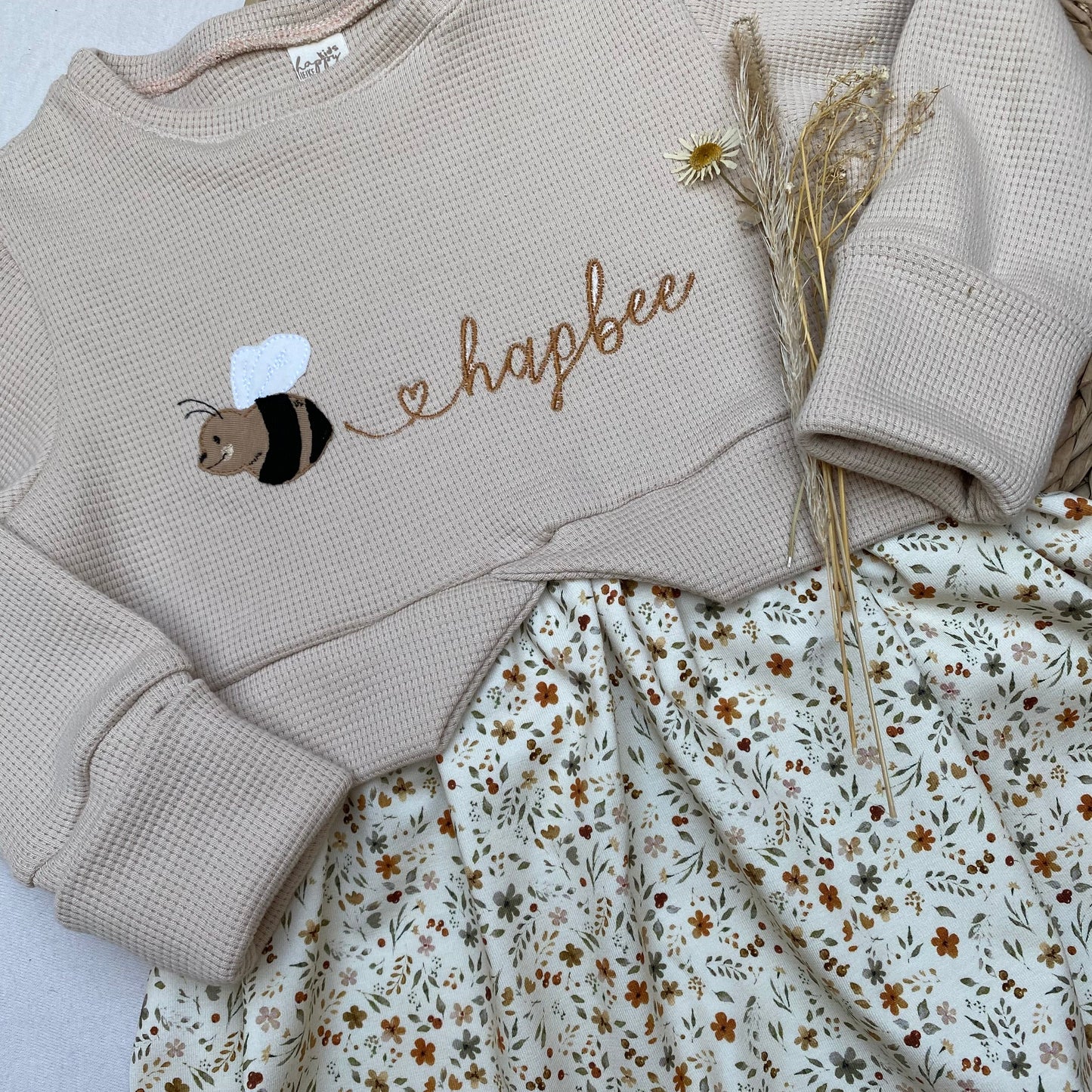 Girly -Sweater Hapbee