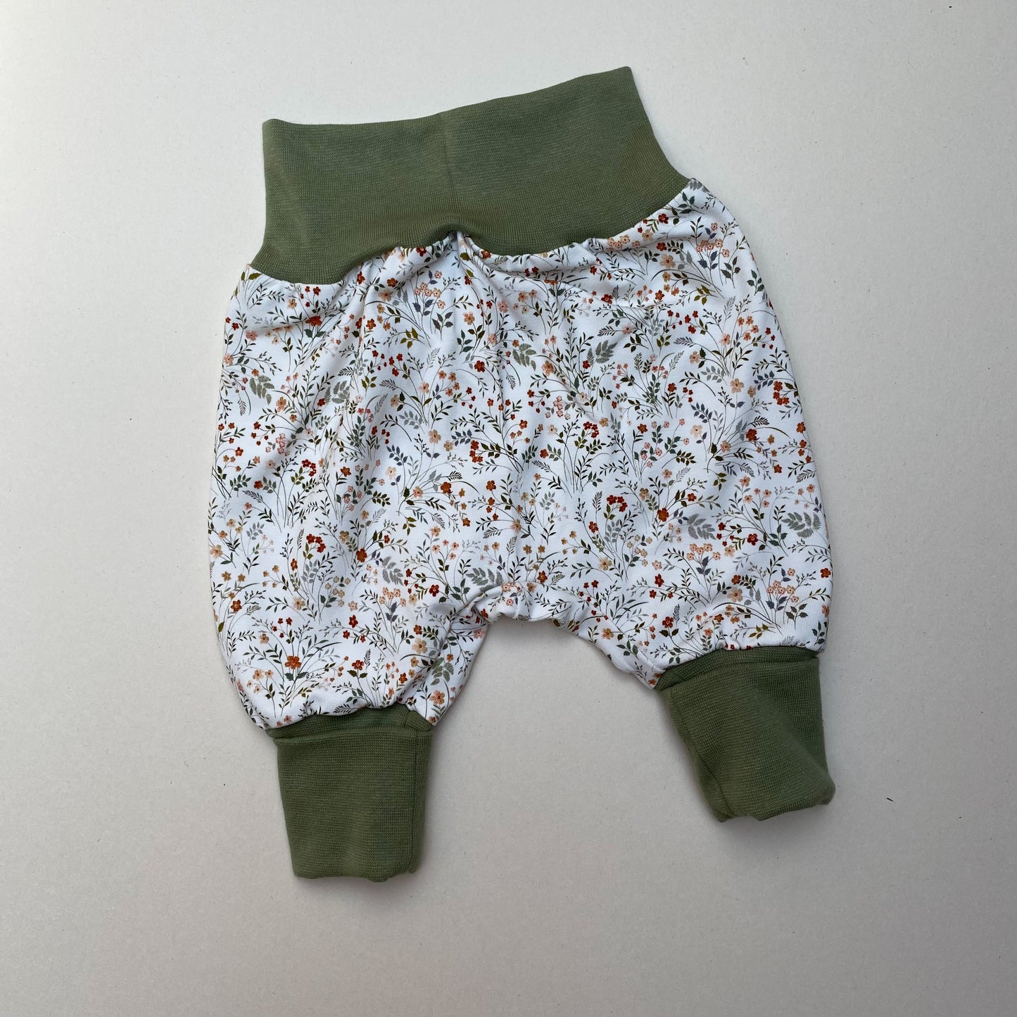 Basic Baby-Hose in verschiedenen Designs aus Bio-Baumwoll- Jersey #K5 1