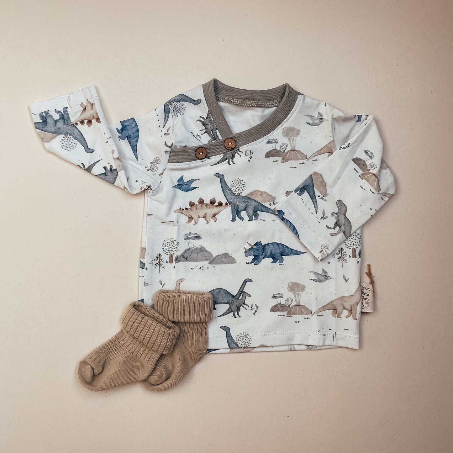 Longsleeve mit coolem Dinoprint #ML