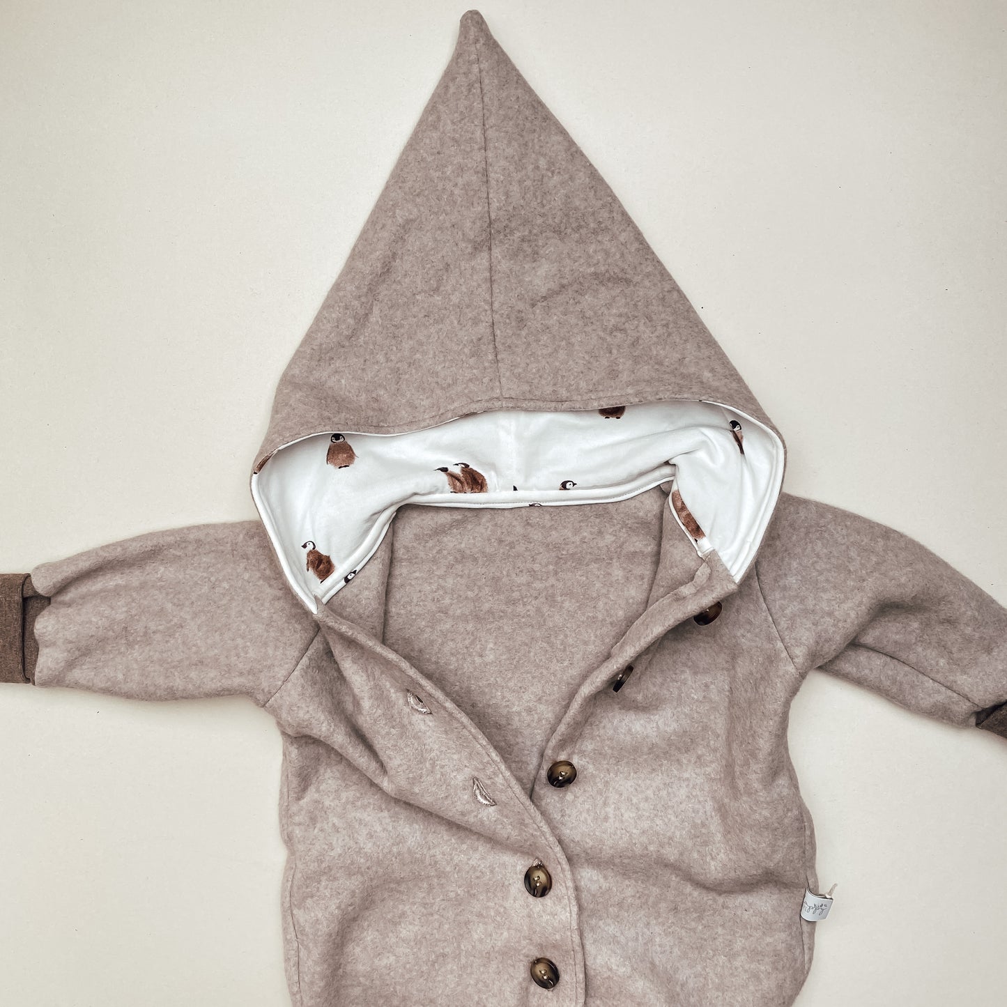 Baumwollfleece Baby-Overall mit Knopfverschluss