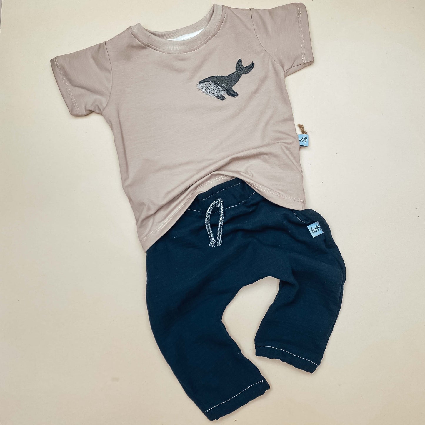 Basic T-Shirt aus Bio-Baumwoll-Jersey Wal Waldo #LY 1