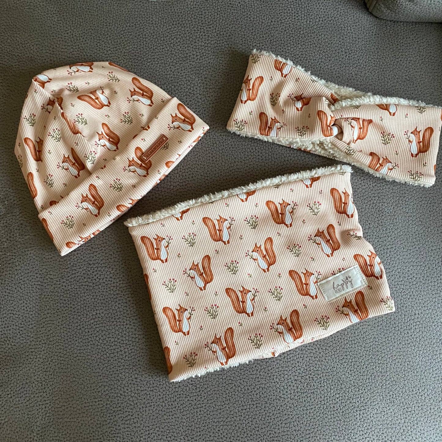 Rib Beanie und Loop Set "Modell Eichhörnchen" mit Teddyfutter