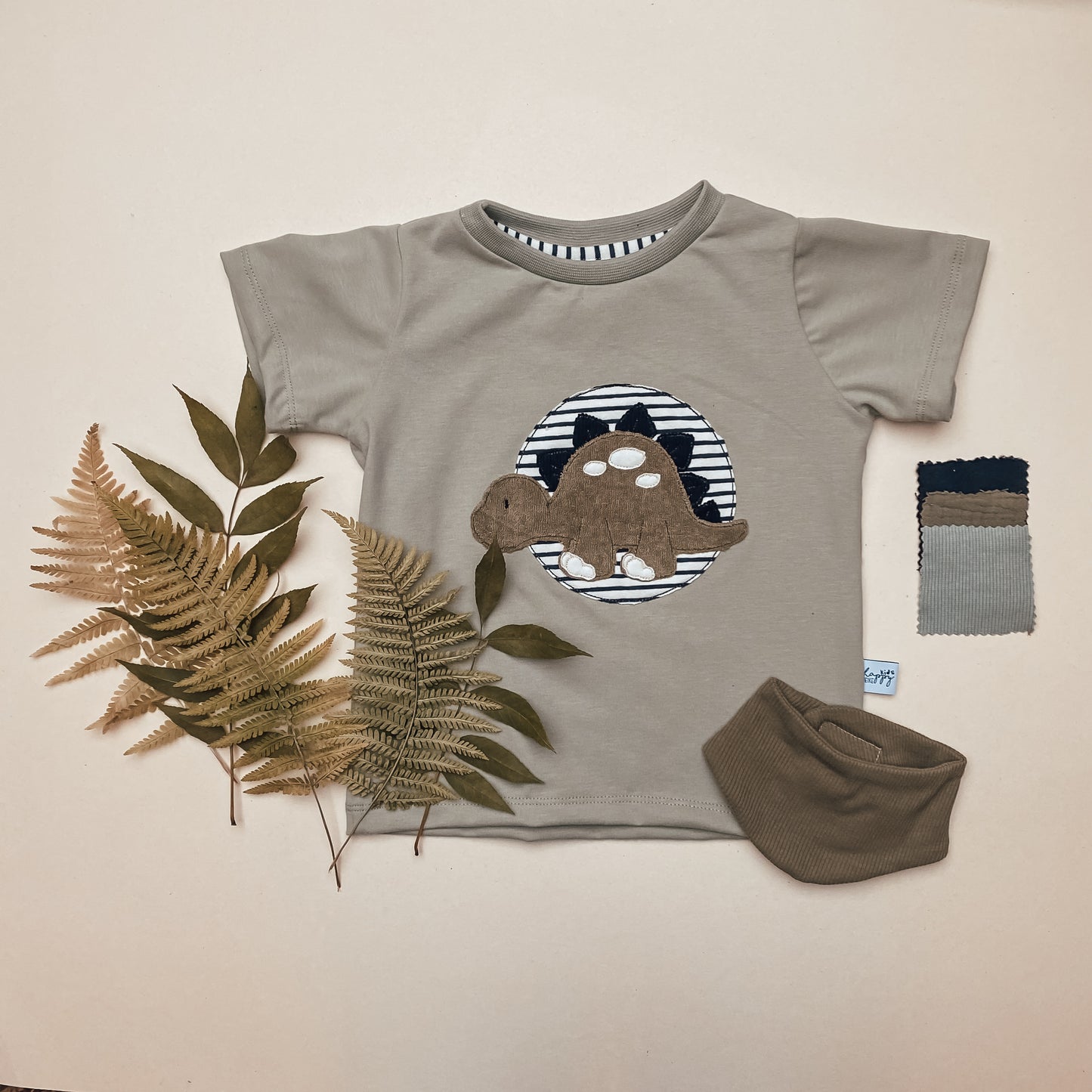Basic T-Shirt aus Baumwoll-Jersey(BIO) Dino #LY 1