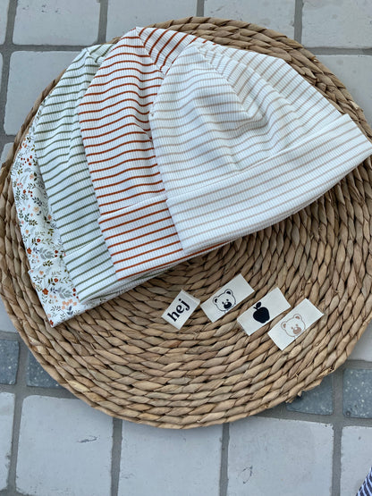 Streifen Rib-Beanie mit Label