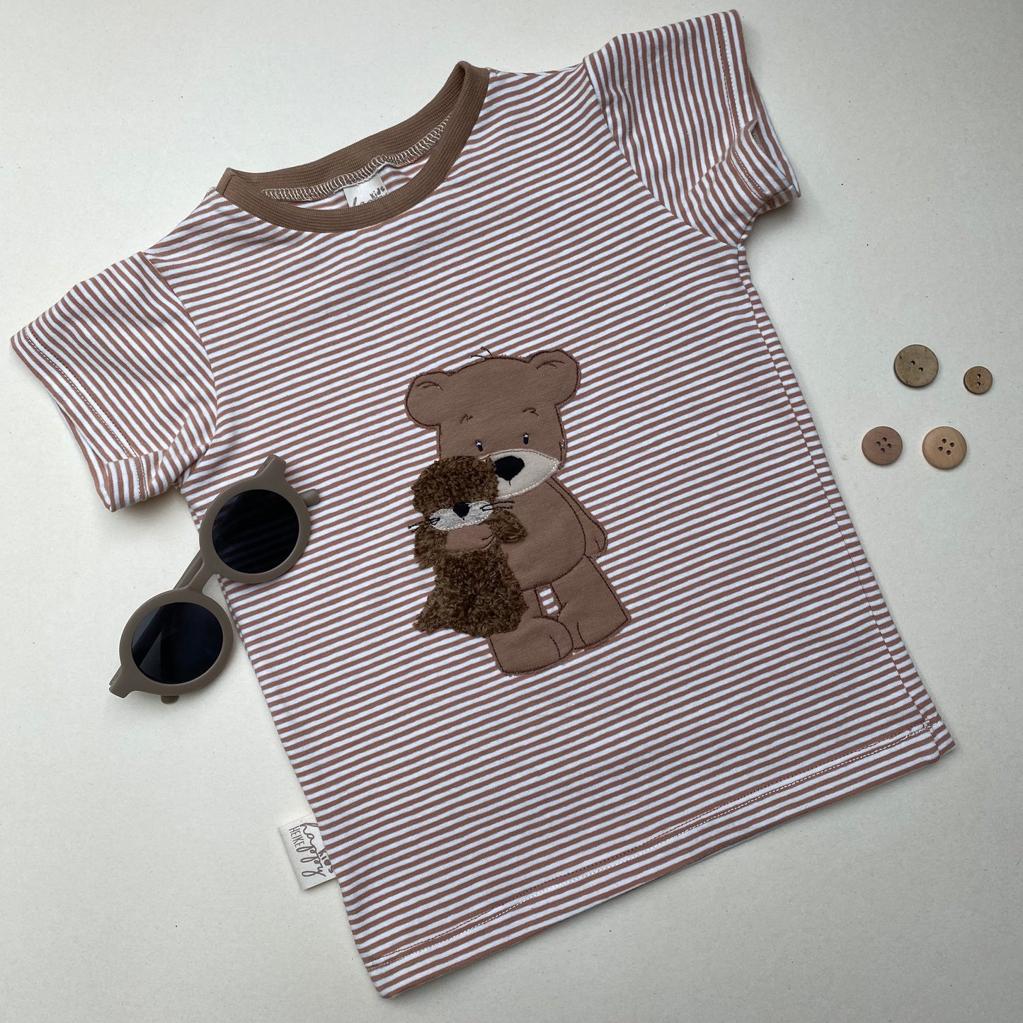 Basic T-Shirt aus Baumwoll-Jersey(BIO) Bär mit Otter #LY 1
