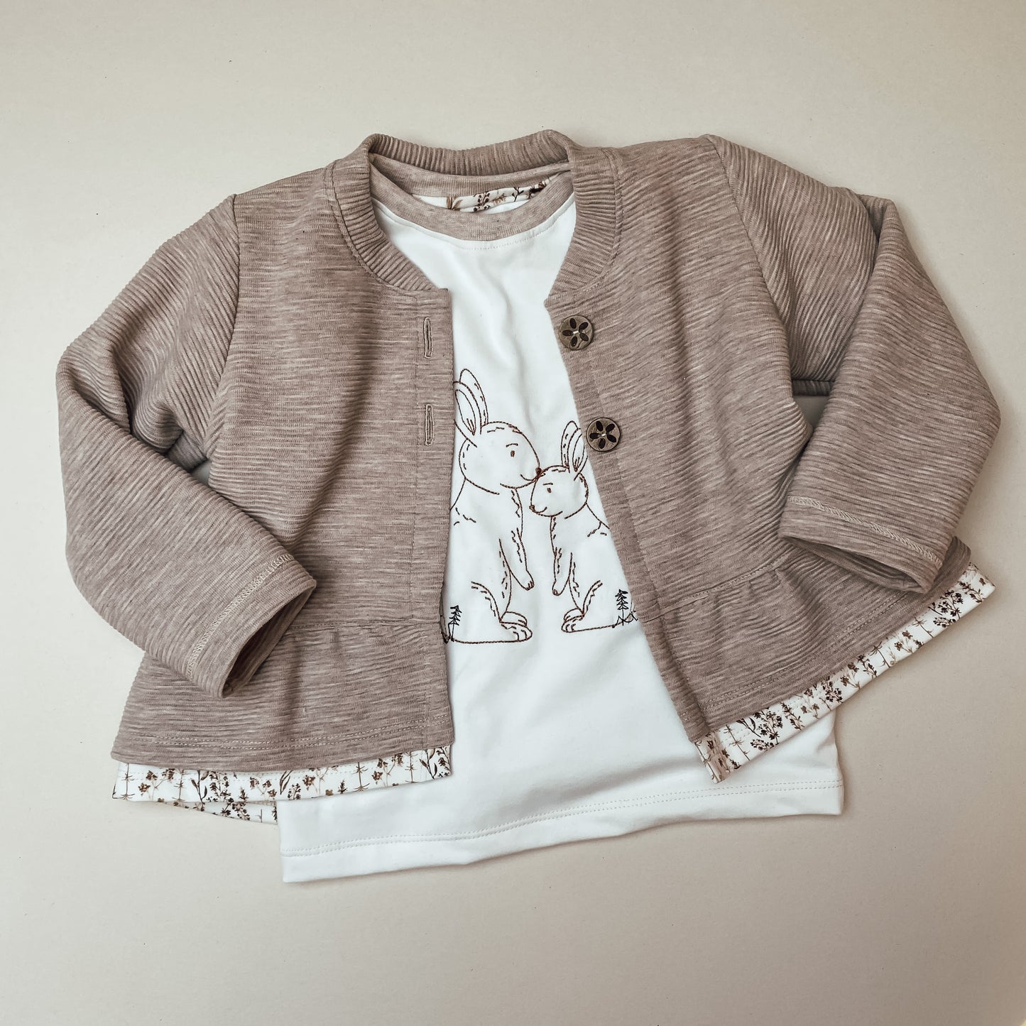 T-shirt Hasenliebe mit Flügelärmelchen Jersey(BIO) #LY1